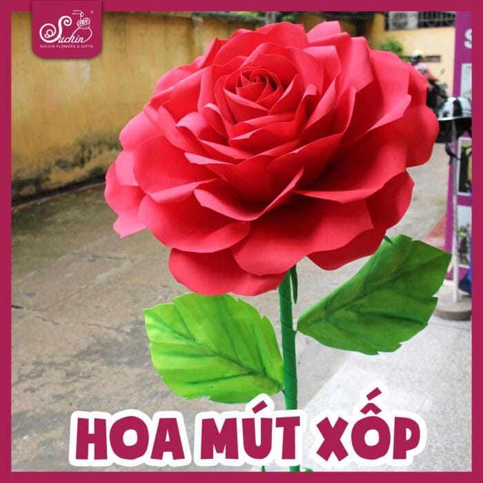 CHỌN HOA GIẤY MỸ THUẬT HAY HOA MÚT XỐP KHI TRANG TRÍ BACKDROP?