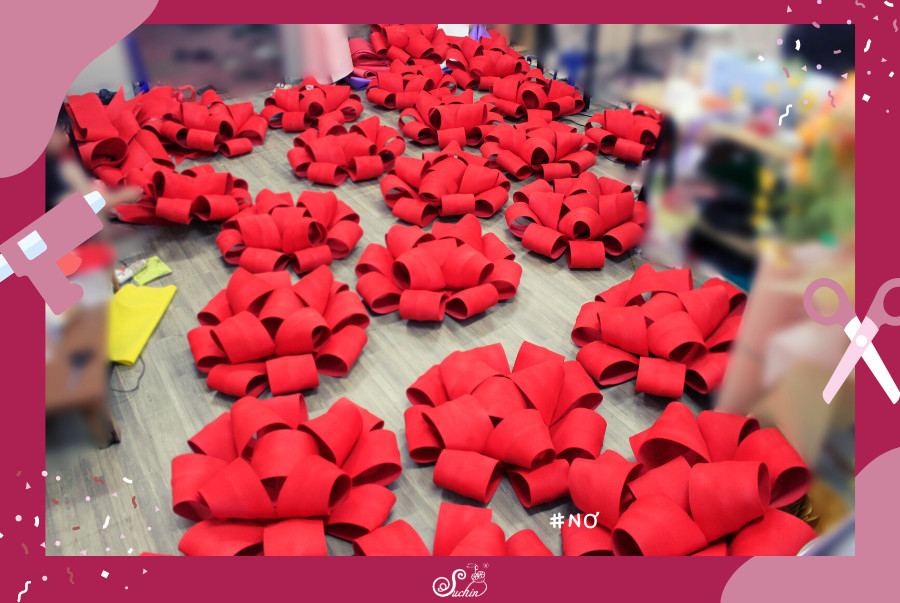 NƠ KHỔNG LỒ TRANG TRÍ SHOWROOM Ô TÔ, NƠ KHAI TRƯƠNG